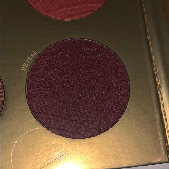 PUR Midnight Masquerade face palette 🎨 - Picture 5 of 7